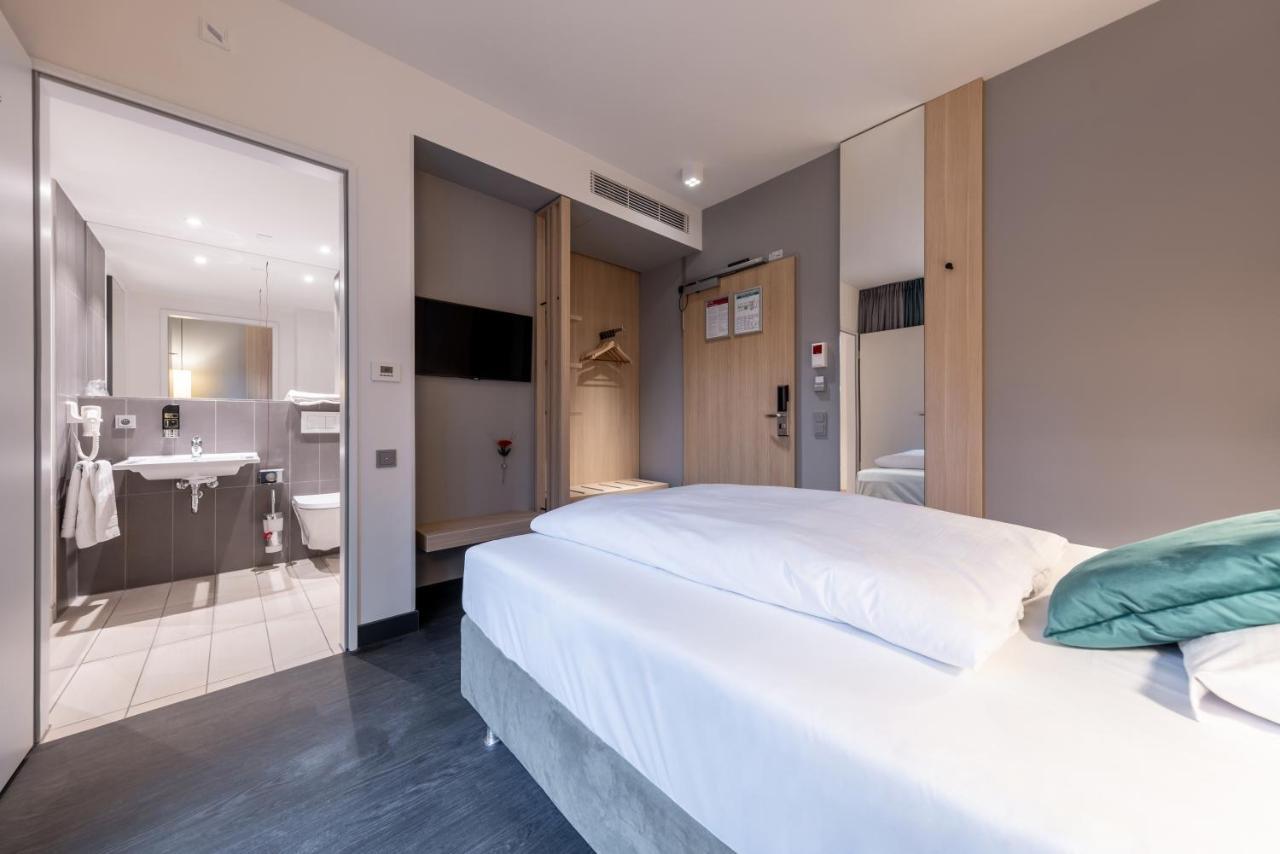 Serways Hotel Hoesel Ratingen Dış mekan fotoğraf